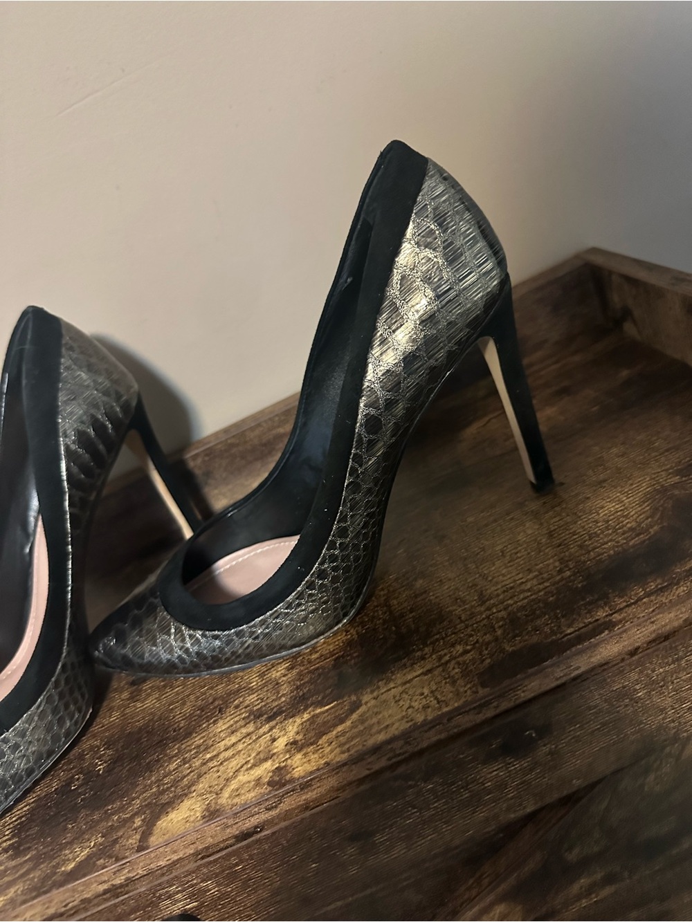freebird Metallic Silver Snakeskin Pointed Toe Stilettos with Black Trim